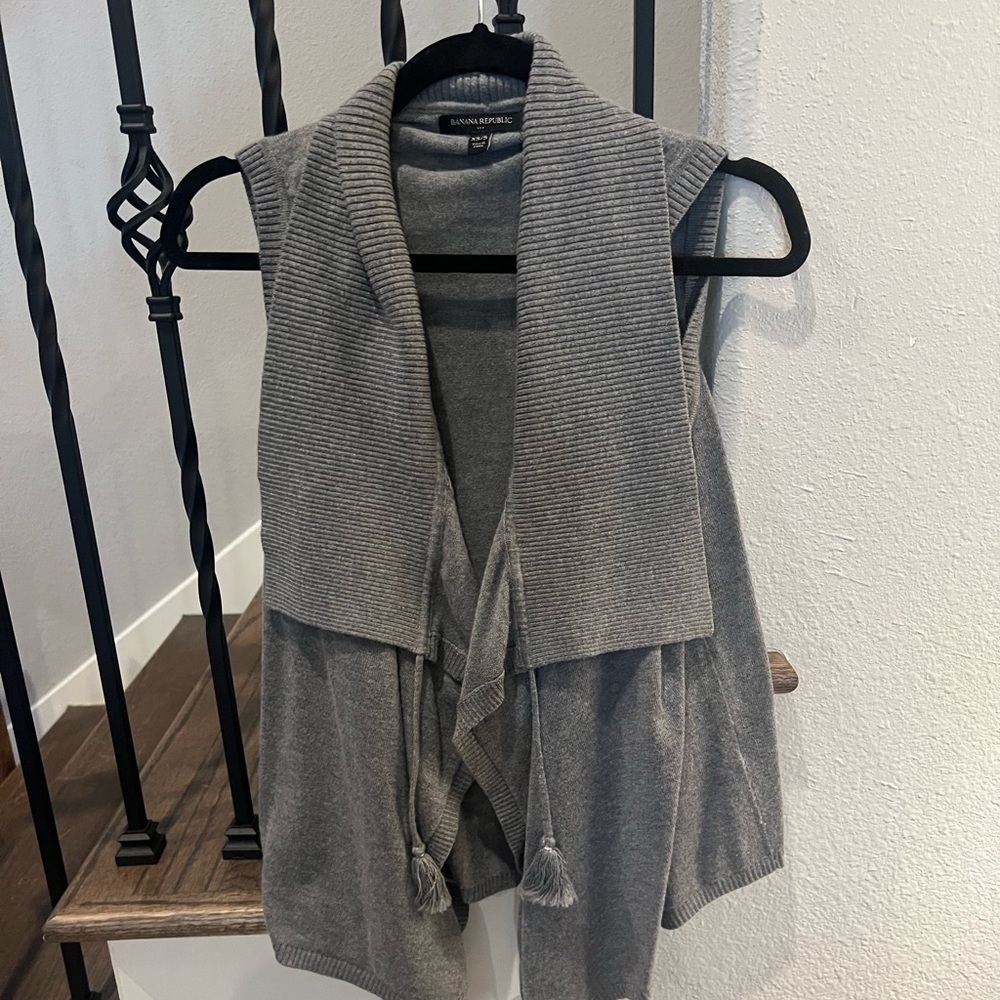 Banana Republic sweater vest